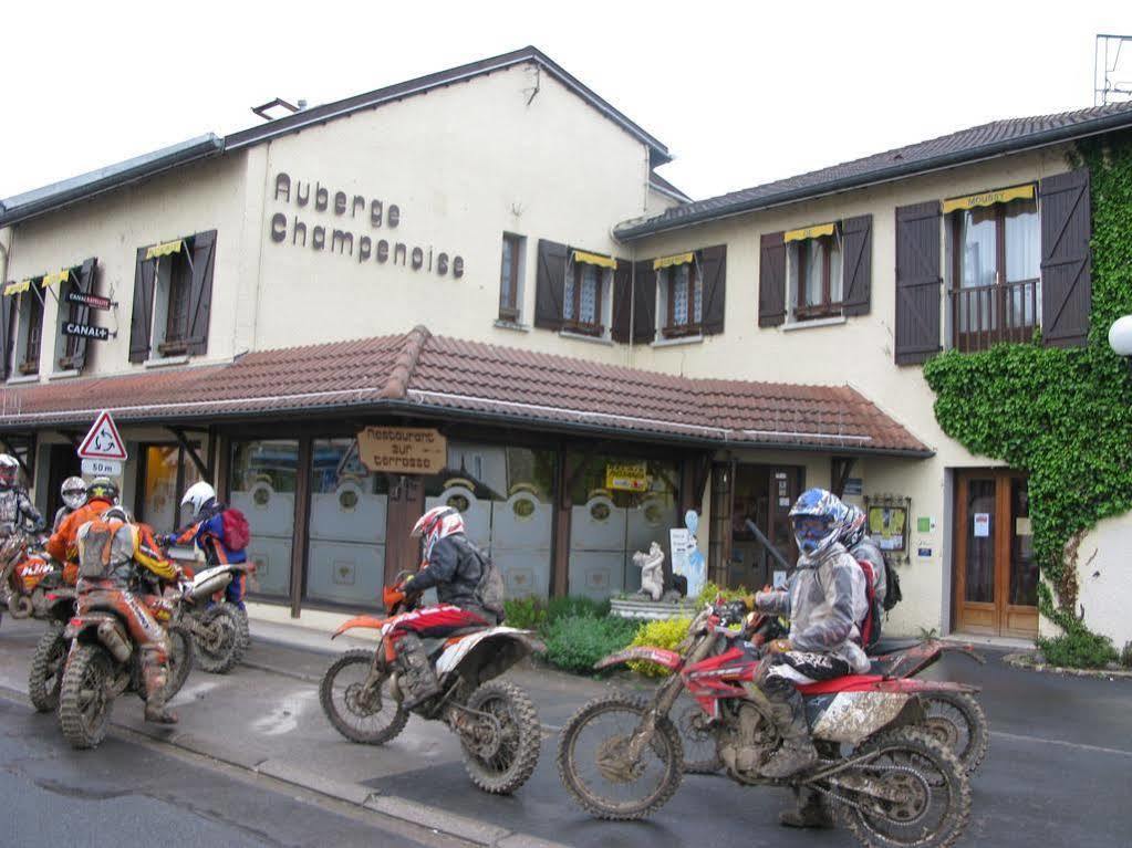 Auberge Champenoise Moussy  Exteriör bild